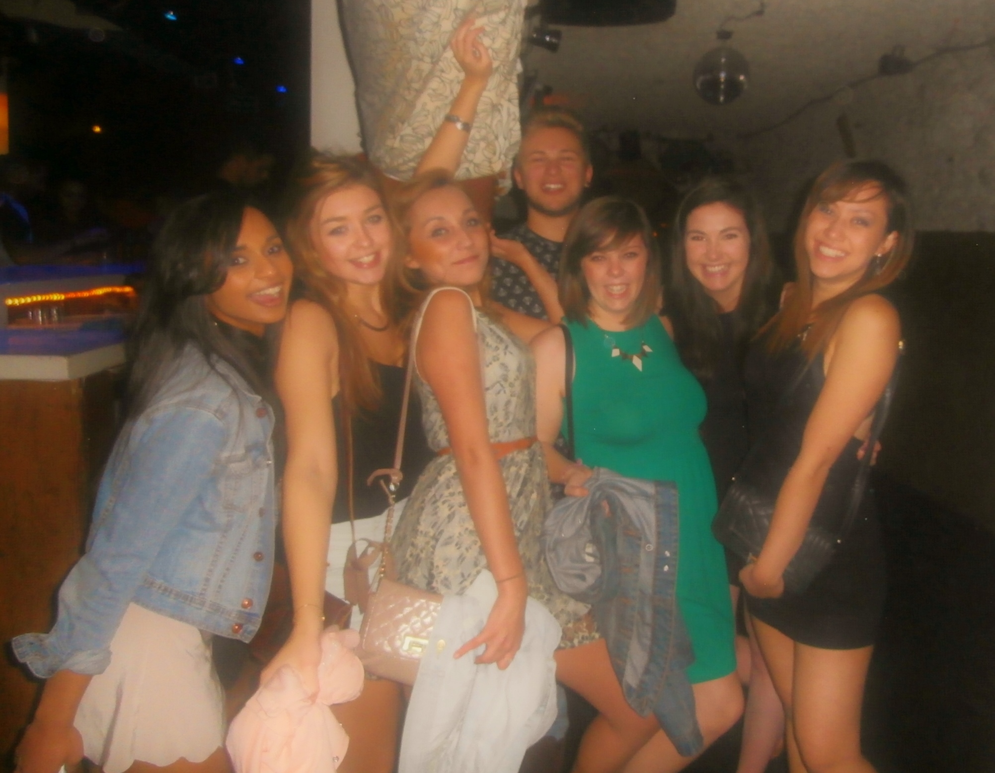 Uni Galz On Tour Part 2: ¡Estupendoooooo!