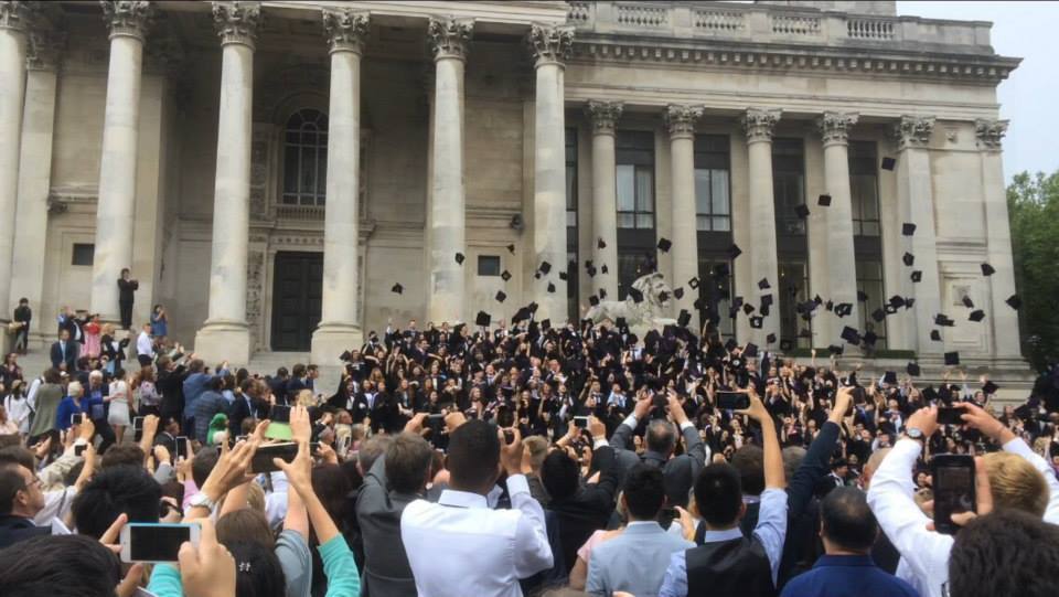 Square one: The recent graduate, futile self pep talks and one very worn-out refresh button.